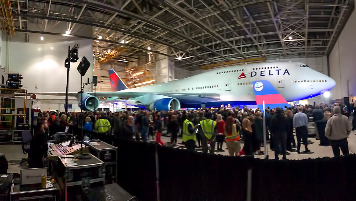 747 retirement party