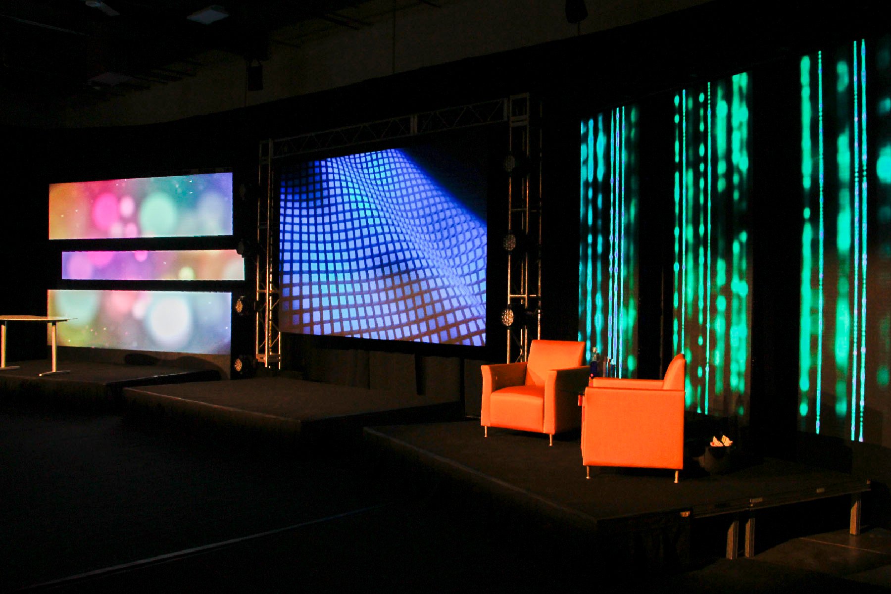 STUDIO 15 Sets with LED Backgrounds